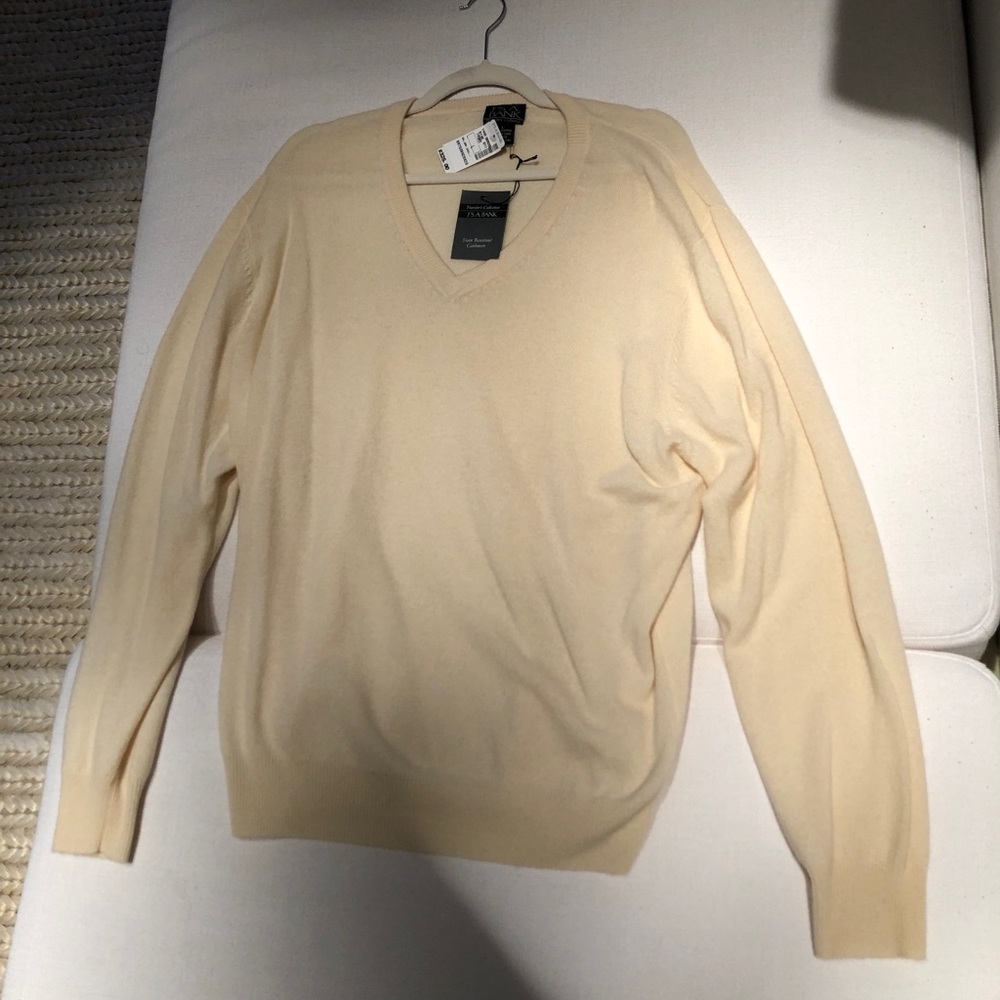 Jos A Bank, 100% Cashmere Sweater. Ivory color